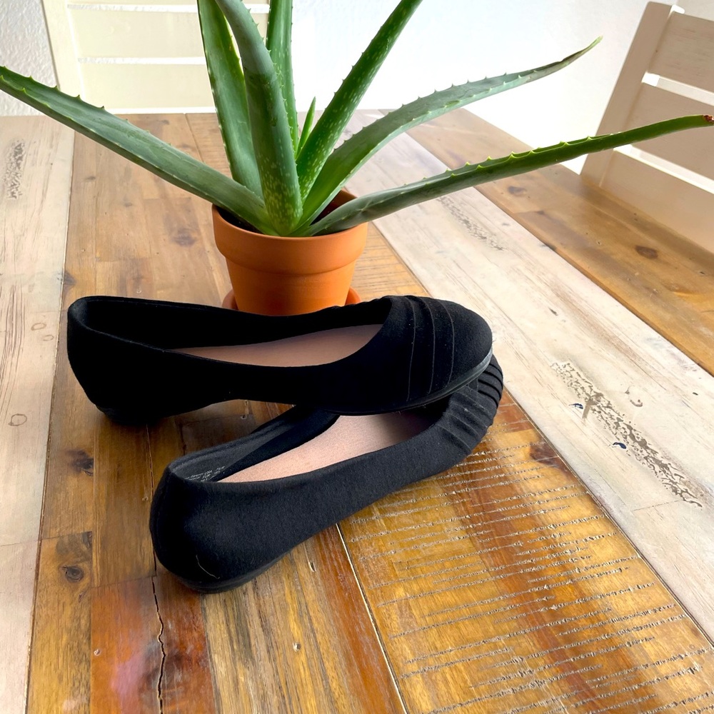 American Eagle Ballet Flats 7.5